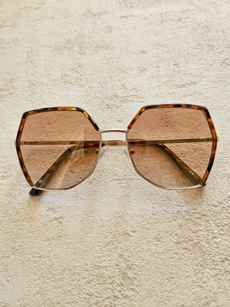 Lunettes de soleil angulaires sans monture – Image 2