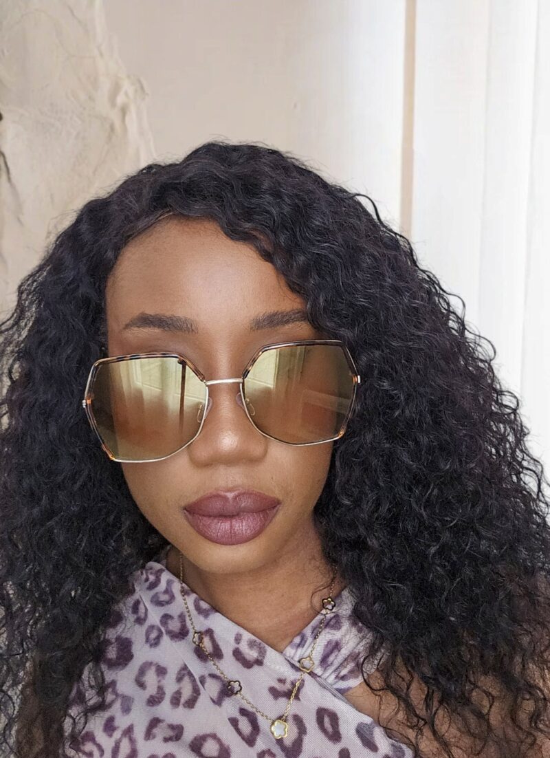 Lunettes de soleil angulaires sans monture – Image 5